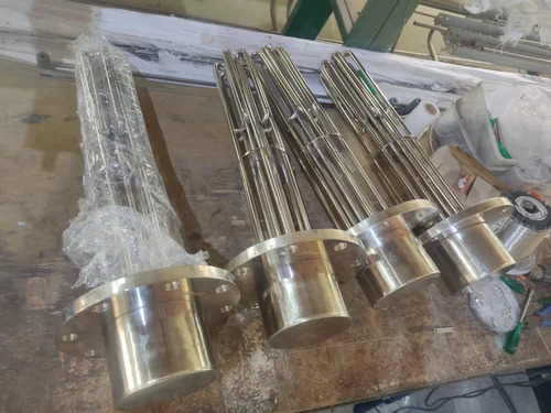 Industrial Flanged Immersion Heater - Global Industrial Heaters
